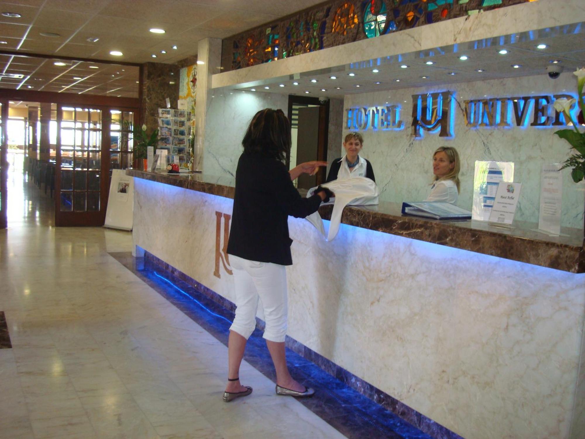 Hotel Univers Roses Esterno foto