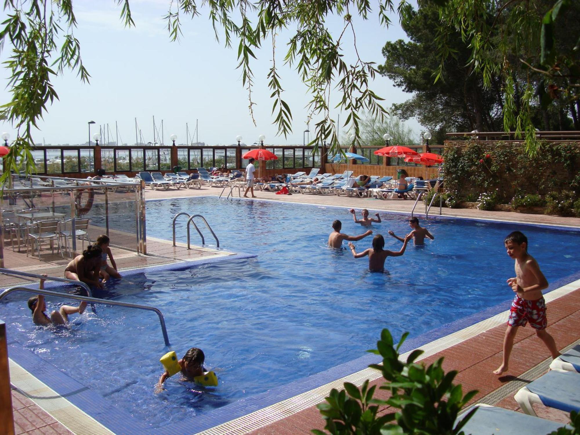 Hotel Univers Roses Esterno foto