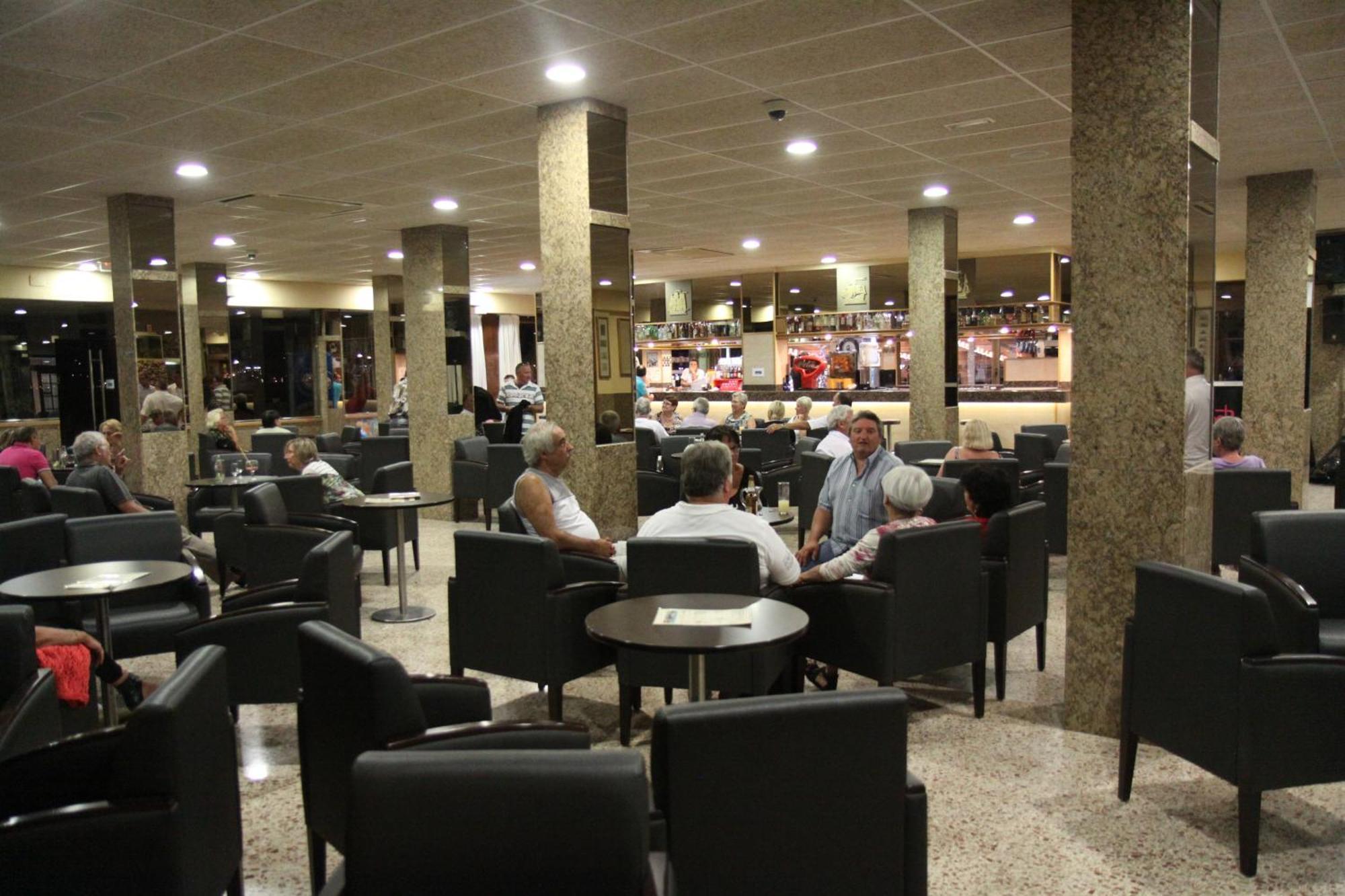 Hotel Univers Roses Esterno foto